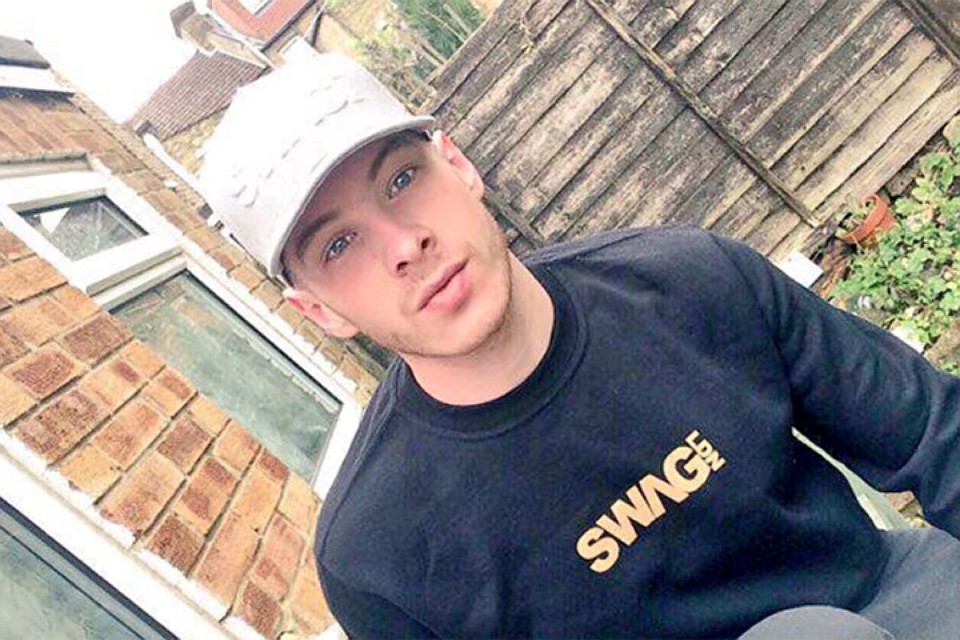 Жалаңаш Алина Мелькова