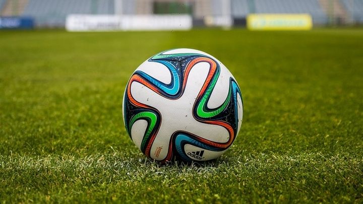 ball3jpg695x20000q1002qlo3due