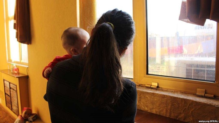 Жапондық қоғамдық көліктегі секс