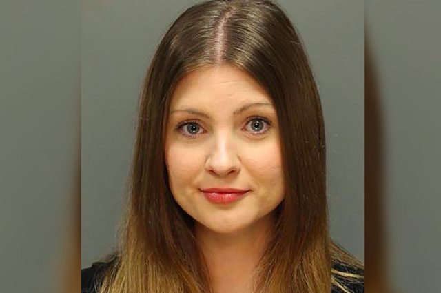 Әдемі кискаға разы болды