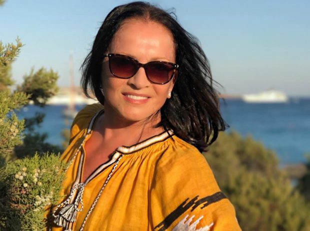 Қарт адамның шұңқыры Тойымсыз порно теледидар