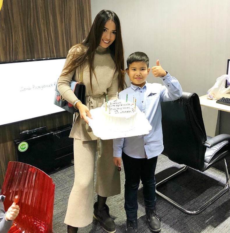 Танымал қазақстандық актриса үшінші күйеуімен ажырасты