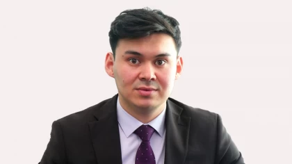 Депутатпен cөзге келіп қалған вице-министр қызметінен кетті