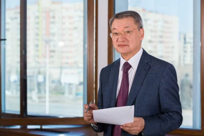 Даниал Ахметов остается на посту акима Восточно-Казахстанской области