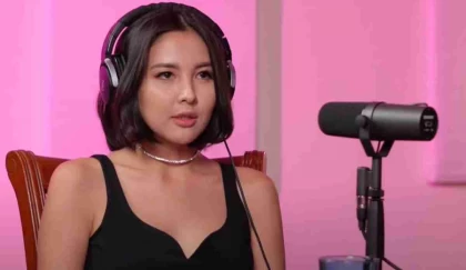 "Балконға жүгірдім": Айдана Меденова анасы қайтыс болғанда өзіне қол салғысы келгенін ашық айтты