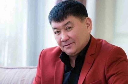 "Орыстар үшін біз малдың қатарындамыз": Нұртас Айдарбеков ресейліктерді пәтеріне кіргізгендерге шүйлікті