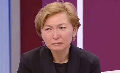 “Ұялы телефонның ішіндегі барлық жазбаларды өшіріп тастаған”: 16 жастағы бойжеткеннің құпия өлімі туралы анасы айтты
