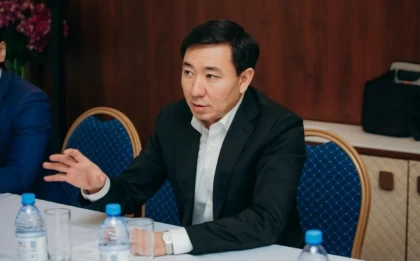 "Сіздер ешкімнің қызметшісі емессіздер": Өскемен қаласының әкімі мемлекеттік қызметкерлерге үндеу жасады