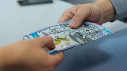 Атырауда шетел азаматы “интимдік суреттерін таратамын” деп қыздардан ақша бопсалаған