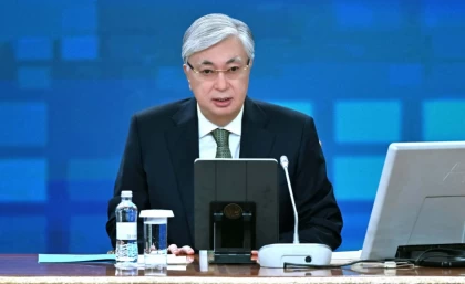 “Алаяқтарға жеңілдік жасалмауы керек”: Президент қажылыққа барамын деп алданып қалған 120 азаматтың мәселесіне пікір білдірді