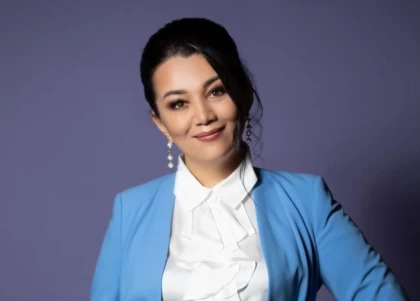 Әнші Света Айтбаева ата-енемен тұрудың артықшылығын айтты