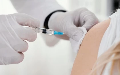Әлемдегі алғашқы ЖИ арқылы жасалған вакцина сынақтан сәтті өтті