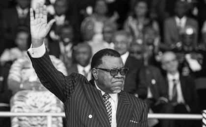 Намибияның үшінші президенті Хаге Гейнгоб 82 жаcқа қараған шағында қайтыс болды