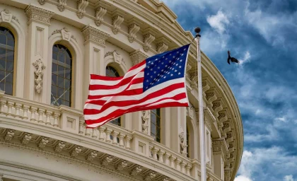 АҚШ өкілдер палатасы Украинаны қолдауға 61 миллиард доллар бөлу туралы заңды мақұлдады