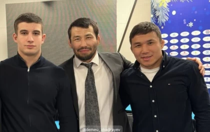 Демеу Жадыраев пен Нұрқожа Қайпановқа пәтердің кілті табыс етілді