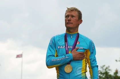 Олимпиада чемпионы Александр Винокуров 20 жыл еңбек өтілін дәлелдей алмағандықтан, мемлекеттен төлем ала алмай қалды