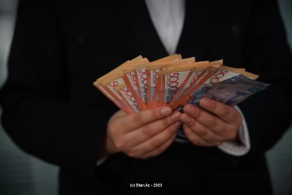 15 млн теңге көлемінде сыйақы алуға болады: Қазақстанда жемқорлық туралы хабарламаға қанша төленеді?