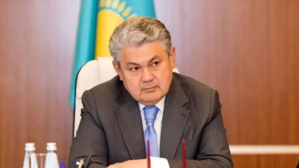 Тоқаевпен бір жерде оқыған, Назарбаевтың құдасы: Сыртқы істер министрі қызметіне кіріскен Ермек Көшербаев кім