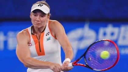 Елена Рыбакина Қытайдағы турнирдің ширек финалында сүрінді