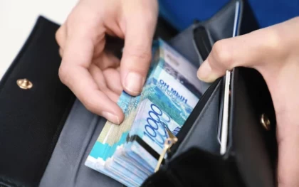Шотындағы ақша айналымы 2 миллион теңгеден асқан қазақстандықтарды салық органдары тексереді