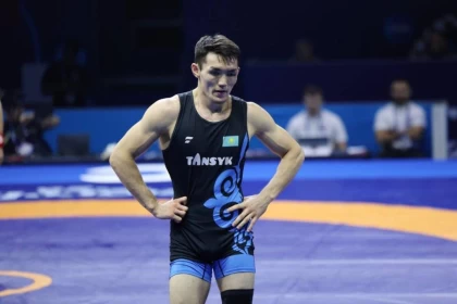 Әлем чемпионатының жартылай финалында өзбек балуанына есе жіберген Мерей Мәулетқанов қола жүлде еншіледі