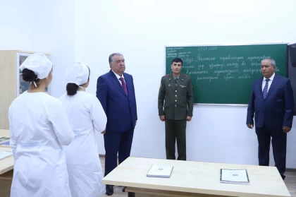Тәжікстан президенті өз атына берілген мектеп пен "Ұлт көшбасшысының музейін" ашты