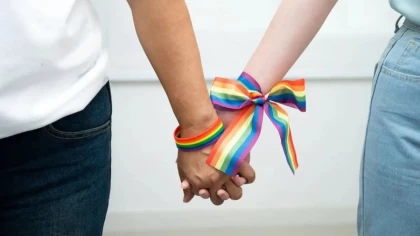 "Соңы қуғын-сүргінге алып келеді": Белсенділер Қазақстан депутаттарының ЛГБТ насихатына тыйым салу туралы шешіміне қарсы шықты