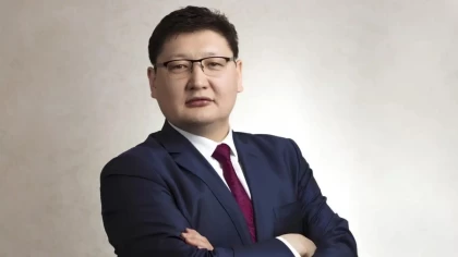 Берік Уәли Астанадан Абай облысына "өз адамдарын" неге ертіп келгеніне жауап берді