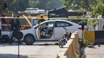 Пәкістанда лаңкес сот ғимаратының алдында өзін жарып жіберді: 12 адам қаза тапты