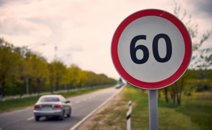 Қала ішінде көлік жылдамдығын 60 км/сағ-тан асыруға тыйым салынбақ: Қазақстанда жол ережелері өзгереді