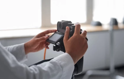 Қазақстанда адамдарды рұқсатсыз фото-видеоға түсіруге, пранк жасауға тыйым салынбақ