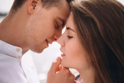 Әлемдегі алғашқы сүйісудің құпиясы ашылды