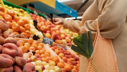 "Баға ұнамаса – алмаңыз": Вице-министр қазақстандықтарға азық-түлікті арзан жерден алуға болатынын айтып кеңес берді