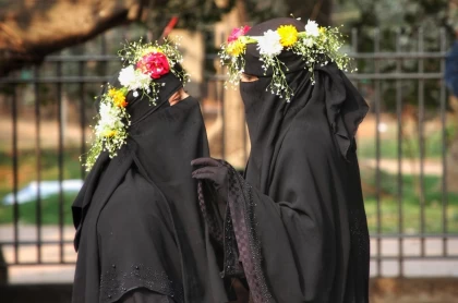 Қазақстанда қоғамдық орындарда никаб кигендер жауапқа тартылып, 39 320 теңге айыппұл төлейді