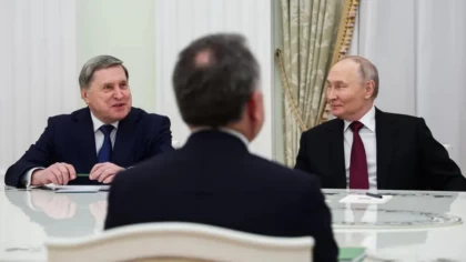 "Әзірге компромистік нұсқа жоқ". Путиннің Кремльдегі АҚШ елшілерімен кездесуі қалай өтті