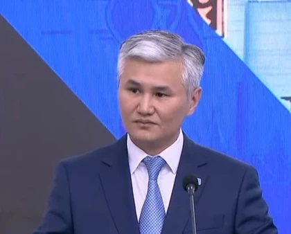 Ұлытау облысының әкімі көпбалалы анамен TikTok-тағы видеосы үшін соттасқан