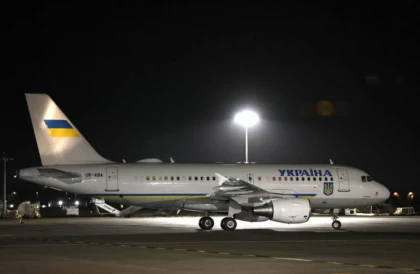 Ирландияға бет алған Зеленскийдің ұшағын белгісіз "әскери үлгідегі" дрондар аңдыған