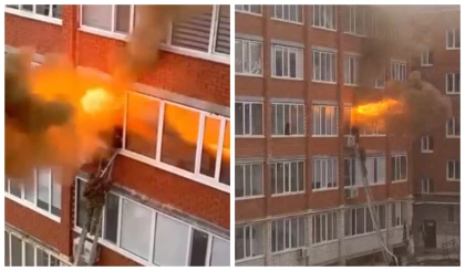 Оралдағы тұрғын үйде өрт сөндіруші жұмыс істеп жатқан сәтте жойқын жарылыс болды (видео)