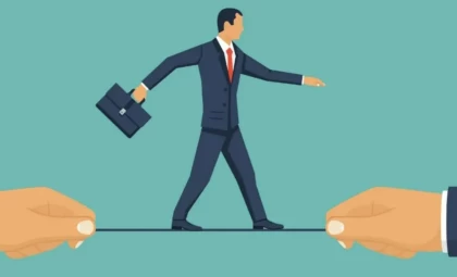 "Қоғам үшін қиын кезең басталды": Елімізде азаматтарды бақылау мен донос жүйесін іске қосатын заң қабылданды