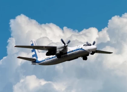 Қолданыста жүргеніне 50 жылдан асқан: Астанадан ұшқан қазақстандық ұшақтағы түсқағазды көріп жағасын ұстады (видео)