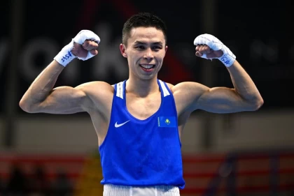 Екі дүркін әлем чемпионы Сәкен Бибосыновқа шымкенттіктер сәйгүлік мінгізді