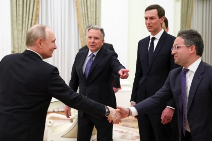 Мәскеуде Путиннің АҚШ-тың арнайы өкілімен әңгімесі үш сағатқа созылды