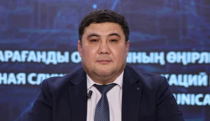 “Арандатуға ермеңіздер”: Серік Сәпиевті соққыға жықты деп айыпталған Дәурен Есімханов мәлімдеме жасады