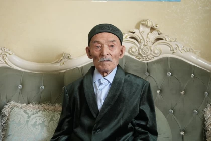 Өмірі ауруханаға бармаған 100 жастағы ата ұзақ өмір сүрудің құпиясын айтты