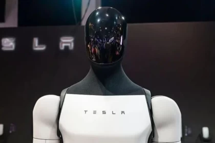 Tesla адамтәрізді роботтар өндірісі үшін электромобильдер қатарын қысқартады