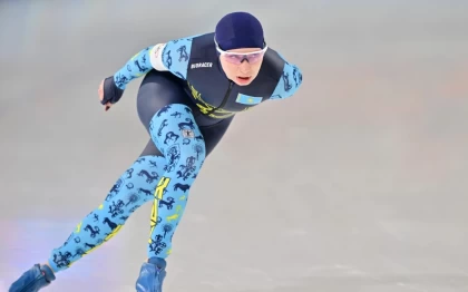 Қазақстандық конькиші әлем чемпионатында рекорд орнатып, үздік ондыққа енді