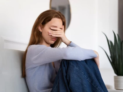 Қазақстандық қыз желіде танысқан жігітке сеніп, 6 миллион теңгеге жуық несие алып берген