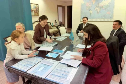 Әлемнің 40 елінде қазақстандықтар референдумда дауыс бере алады