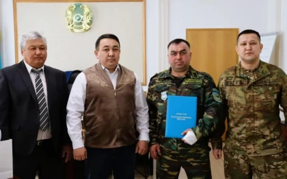 Өмірін қатерге тігіп, жарылыстың алдын алған Ақмола тұрғынын ақша және сыйлықтармен марапаттады