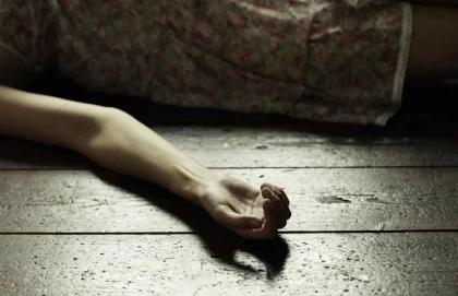 Атырауда отбасылық жанжал кезінде ер адам әйелін пышақтап өлтірді деген күдікке ілінді